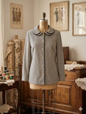 Vintage Mod Houndstooth Peter Pan Collar Blouse